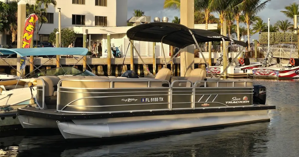 pontoon boat rental Fort Lauderdale group enjoying calm water ride